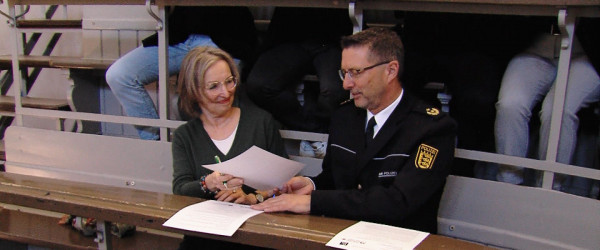 Unterzeichnung des Kooperationsvertrags zum Gr&auml;berfeld X (Quelle: RIK)