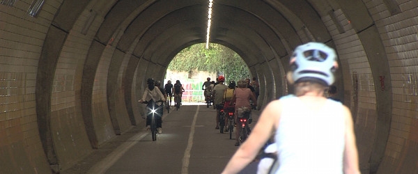 Fu&szlig;g&auml;nger- und Fahrradtunnel  (Quelle: RIK)